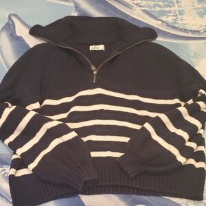Hollister Dark Knit Sweater